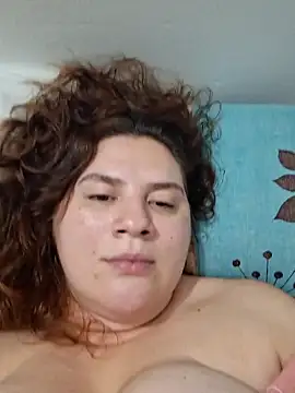 MartinaGuzmann online show from November 19, 2025, 7:08 am