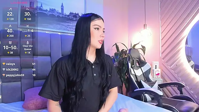 Snapshot of mia_greeco chatting on December 20, 2024, 11:54 am mia greeco online show from December 20, 2024, 11:54 am