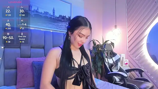 Snapshot of mia_greeco chatting on December 29, 2024, 12:55 pm mia greeco online show from December 29, 2024, 12:55 pm