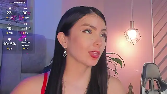 Snapshot of mia_greeco chatting on January 28, 2025, 4:30 pm mia greeco online show from January 28, 2025, 4:30 pm