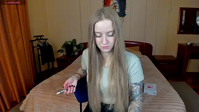 Snapshot of alexa_glory chatting on February 23, 2025, 6:34 pm alexa glory online show from February 23, 2025, 6:34 pm