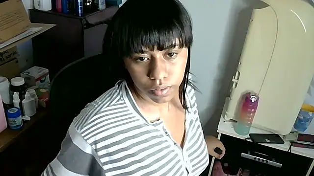 Snapshot of India_grelo_grande chatting on November 25, 2025, 12:05 pm India grelo grande online show from November 25, 2025, 12:05 pm