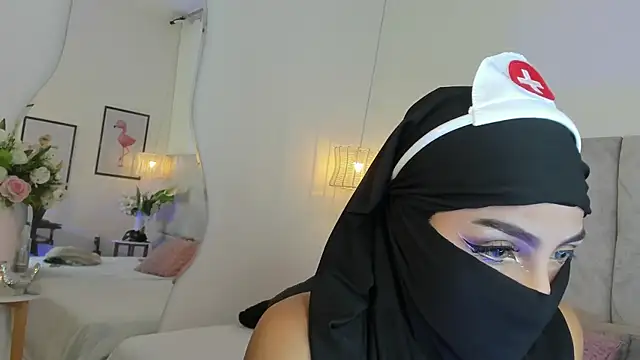 Snapshot of naomiii__ chatting on November 6, 2025, 11:58 am naomiii online show from November 6, 2025, 11:58 am