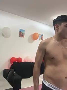 Snapshot of LCarreraa chatting on April 19, 2026, 1:17 am LCarreraa online show from April 19, 2026, 1:17 am