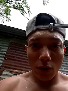 Snapshot of tayson_ chatting on March 15, 2025, 2:45 pm tayson online show from March 15, 2025, 2:45 pm