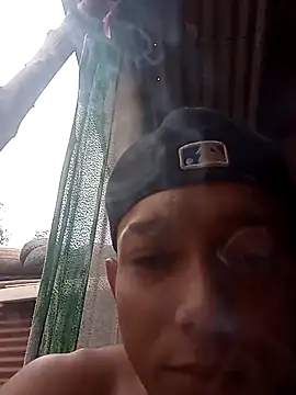 Snapshot of tayson_ chatting on November 8, 2025, 11:36 am tayson online show from November 8, 2025, 11:36 am