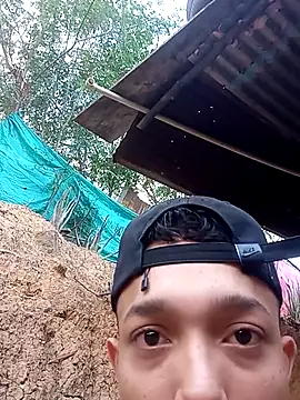 Snapshot of tayson_ chatting on October 7, 2025, 11:11 am tayson online show from October 7, 2025, 11:11 am