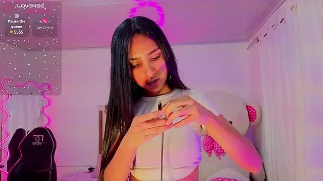 Jazmin tay online show from September 19, 2025, 11:47 am