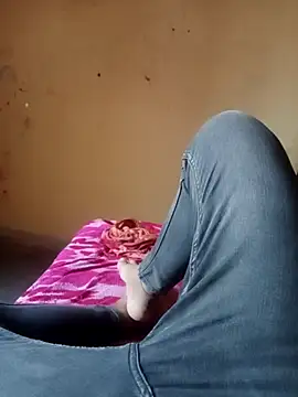 Surajpuja79 online show from March 31, 2026, 8:27 am