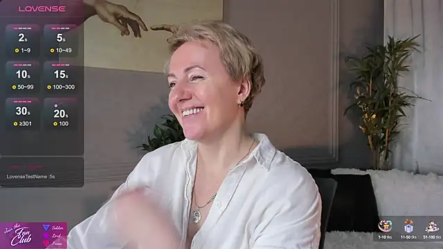 Nika Smit online show from February 9, 2025, 8:10 am