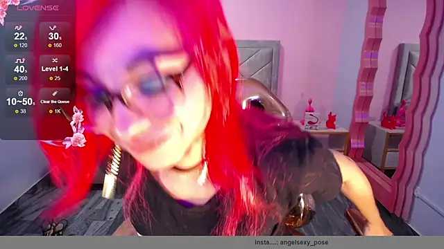 abril ch  online show from December 18, 2025, 10:52 am