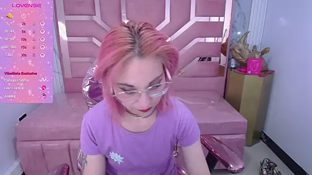 abril ch  online show from March 7, 2026, 12:32 pm