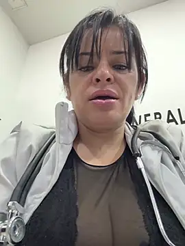 Snapshot of NATHALIA-28_ chatting on May 6, 2026, 11:58 am NATHALIA-28 online show from May 6, 2026, 11:58 am