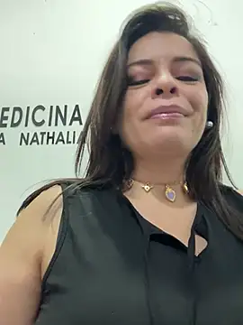 Snapshot of NATHALIA-28_ chatting on April 23, 2026, 12:29 pm NATHALIA-28 online show from April 23, 2026, 12:29 pm