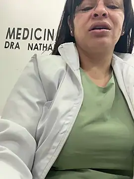 Snapshot of NATHALIA-28_ chatting on May 5, 2026, 1:25 pm NATHALIA-28 online show from May 5, 2026, 1:25 pm