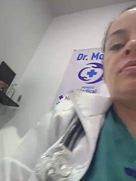 Snapshot of NATHALIA-28_ chatting on March 26, 2026, 12:03 pm NATHALIA-28 online show from March 26, 2026, 12:03 pm