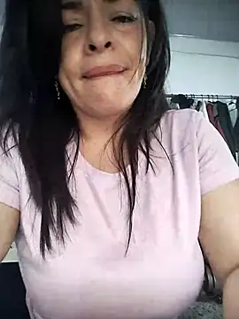 Snapshot of NATHALIA-28_ chatting on March 16, 2025, 5:39 pm NATHALIA-28 online show from March 16, 2025, 5:39 pm