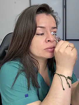 Snapshot of NATHALIA-28_ chatting on March 17, 2026, 11:57 am NATHALIA-28 online show from March 17, 2026, 11:57 am