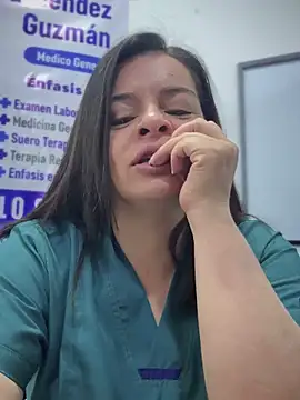 Snapshot of NATHALIA-28_ chatting on March 6, 2026, 12:11 pm NATHALIA-28 online show from March 6, 2026, 12:11 pm