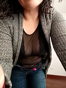 Snapshot of NATHALIA-28_ chatting on September 14, 2025, 12:16 pm NATHALIA-28 online show from September 14, 2025, 12:16 pm