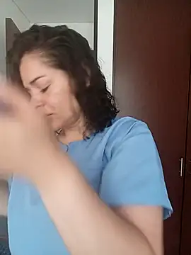 Snapshot of NATHALIA-28_ chatting on September 15, 2025, 11:32 am NATHALIA-28 online show from September 15, 2025, 11:32 am