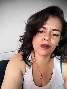 Snapshot of NATHALIA-28_ chatting on March 22, 2025, 2:47 pm NATHALIA-28 online show from March 22, 2025, 2:47 pm