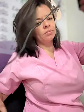 Snapshot of NATHALIA-28_ chatting on October 9, 2025, 12:06 pm NATHALIA-28 online show from October 9, 2025, 12:06 pm