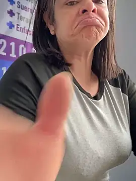 Snapshot of NATHALIA-28_ chatting on November 2, 2025, 1:38 pm NATHALIA-28 online show from November 2, 2025, 1:38 pm