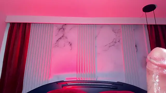 Snapshot of Blue_berry1 chatting on December 21, 2024, 7:06 pm Blue berry1 online show from December 21, 2024, 7:06 pm