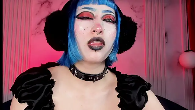 Snapshot of Blue_berry1 chatting on January 7, 2025, 2:51 pm Blue berry1 online show from January 7, 2025, 2:51 pm