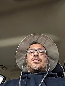 Snapshot of dadbod1178 chatting on September 20, 2025, 4:12 pm dadbod1178 online show from September 20, 2025, 4:12 pm