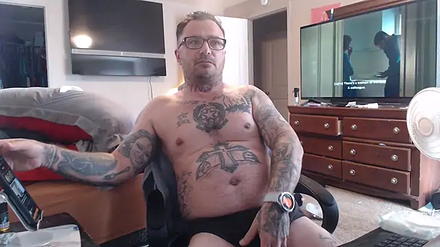 Snapshot of dadbod1178 chatting on January 25, 2025, 8:10 pm dadbod1178 online show from January 25, 2025, 8:10 pm