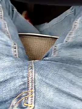 Snapshot of ManuRod1981 chatting on February 6, 2026, 1:51 pm ManuRod1981 online show from February 6, 2026, 1:51 pm