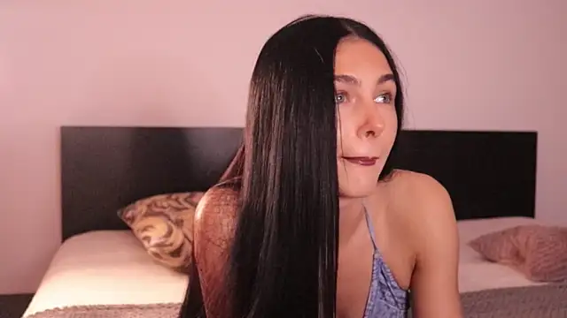 IvyKaelani online show from October 23, 2025, 8:46 am