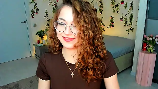Snapshot of SereneFlame chatting on May 6, 2026, 7:29 pm SereneFlame online show from May 6, 2026, 7:29 pm