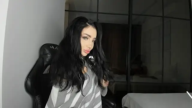 Snapshot of NancyLovee_ chatting on September 18, 2025, 10:29 am NancyLovee online show from September 18, 2025, 10:29 am