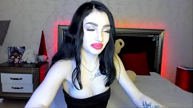 Snapshot of NancyLovee_ chatting on February 13, 2025, 8:24 pm NancyLovee online show from February 13, 2025, 8:24 pm