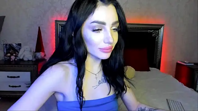 Snapshot of NancyLovee_ chatting on February 13, 2025, 11:47 pm NancyLovee online show from February 13, 2025, 11:47 pm