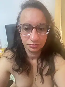 Snapshot of gloria7v05 chatting on March 3, 2026, 1:51 pm gloria7v05 online show from March 3, 2026, 1:51 pm