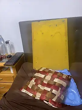 Snapshot of gloria7v05 chatting on April 2, 2026, 1:57 am gloria7v05 online show from April 2, 2026, 1:57 am