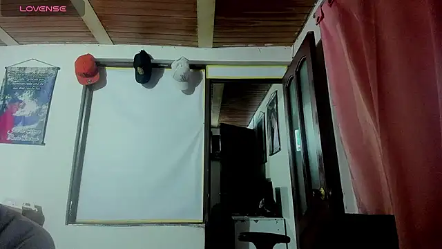 Snapshot of Nenita_Hot_ chatting on October 9, 2025, 1:28 am Nenita Hot online show from October 9, 2025, 1:28 am