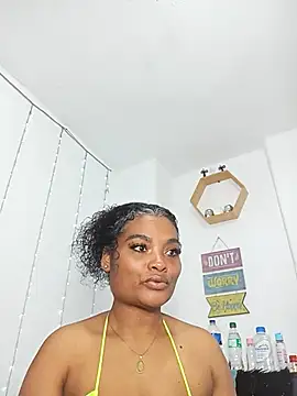 gianna smith online show from April 6, 2026, 4:08 am