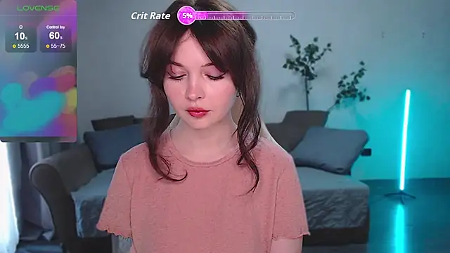 Snapshot of SYKE chatting on December 18, 2025, 5:56 am SYKE online show from December 18, 2025, 5:56 am