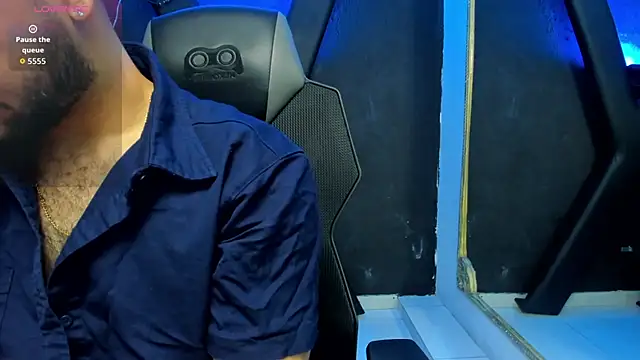 MaximusDick1  online show from October 1, 2025, 3:11 am