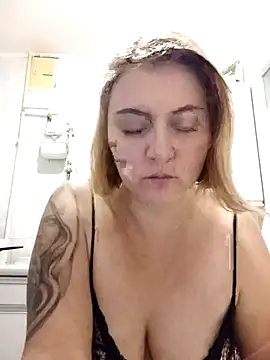 Snapshot of SckayilaGray chatting on October 10, 2025, 2:51 pm SckayilaGray online show from October 10, 2025, 2:51 pm