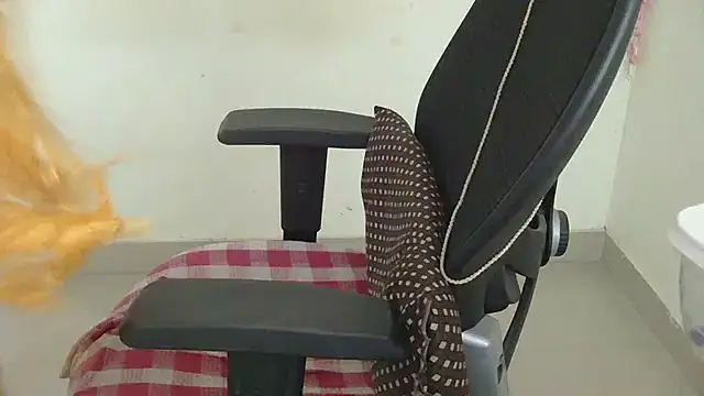 punemodel online show from February 24, 2026, 11:49 pm