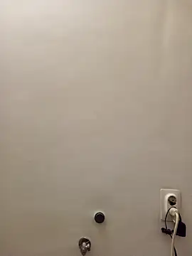 Snapshot of Virgin_Pussy_Love chatting on December 3, 2025, 9:14 pm Virgin Pussy Love online show from December 3, 2025, 9:14 pm