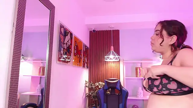 Dalila Sky online show from September 18, 2025, 6:11 pm