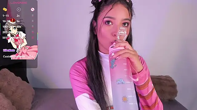 Mereo leona online show from March 3, 2026, 10:28 pm