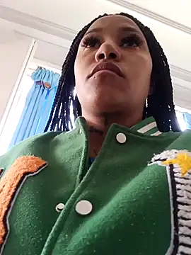 Snapshot of devi_black13_ chatting on March 5, 2025, 4:35 pm devi black13 online show from March 5, 2025, 4:35 pm